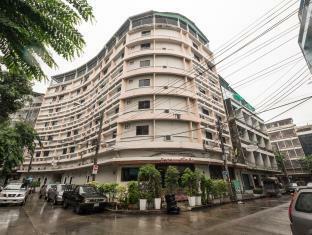 New Suanmali Hotel Bangkok Exterior photo